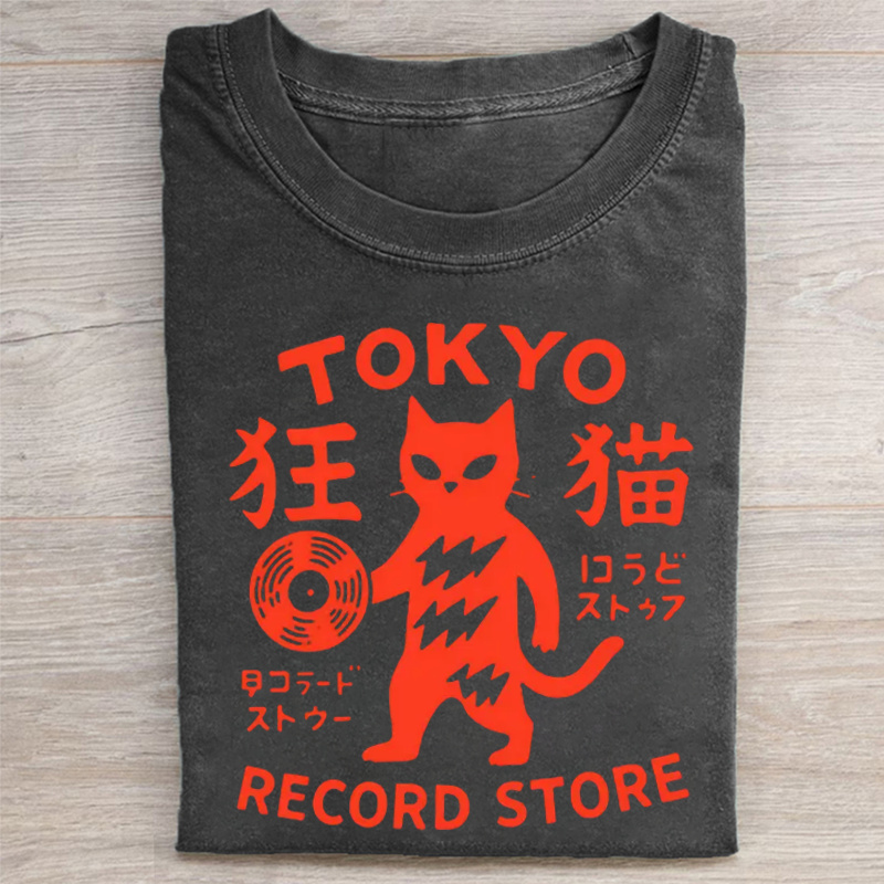 Cat Vinyl Record Player Rock T-shirt