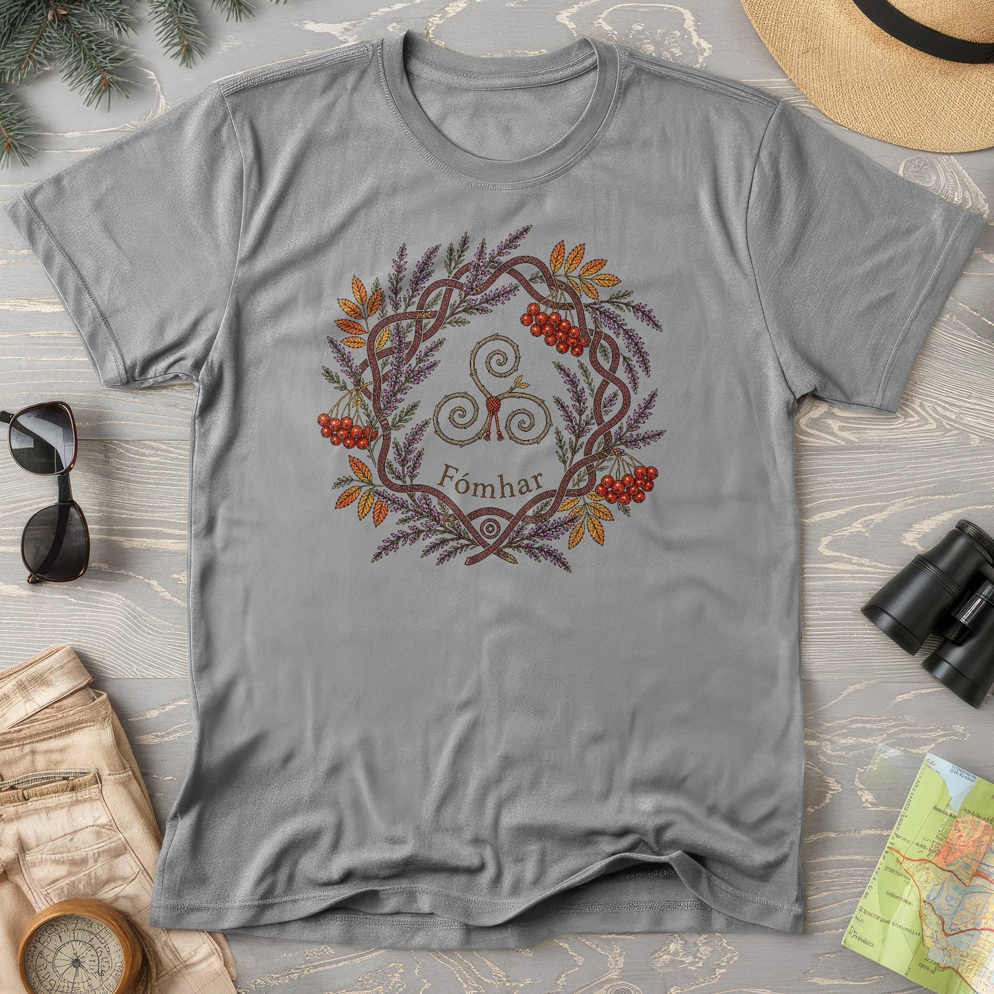Fómhar Triskele T-Shirt