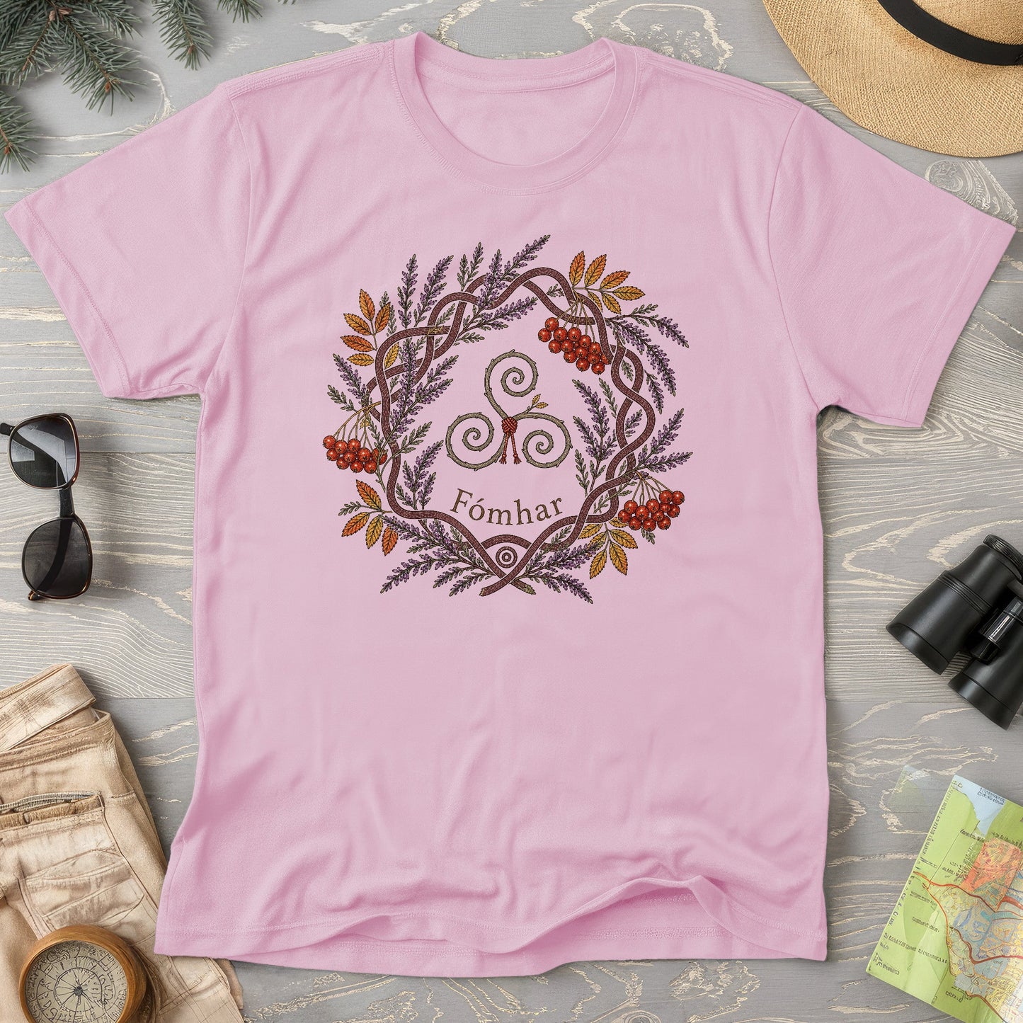 Fómhar Triskele T-Shirt