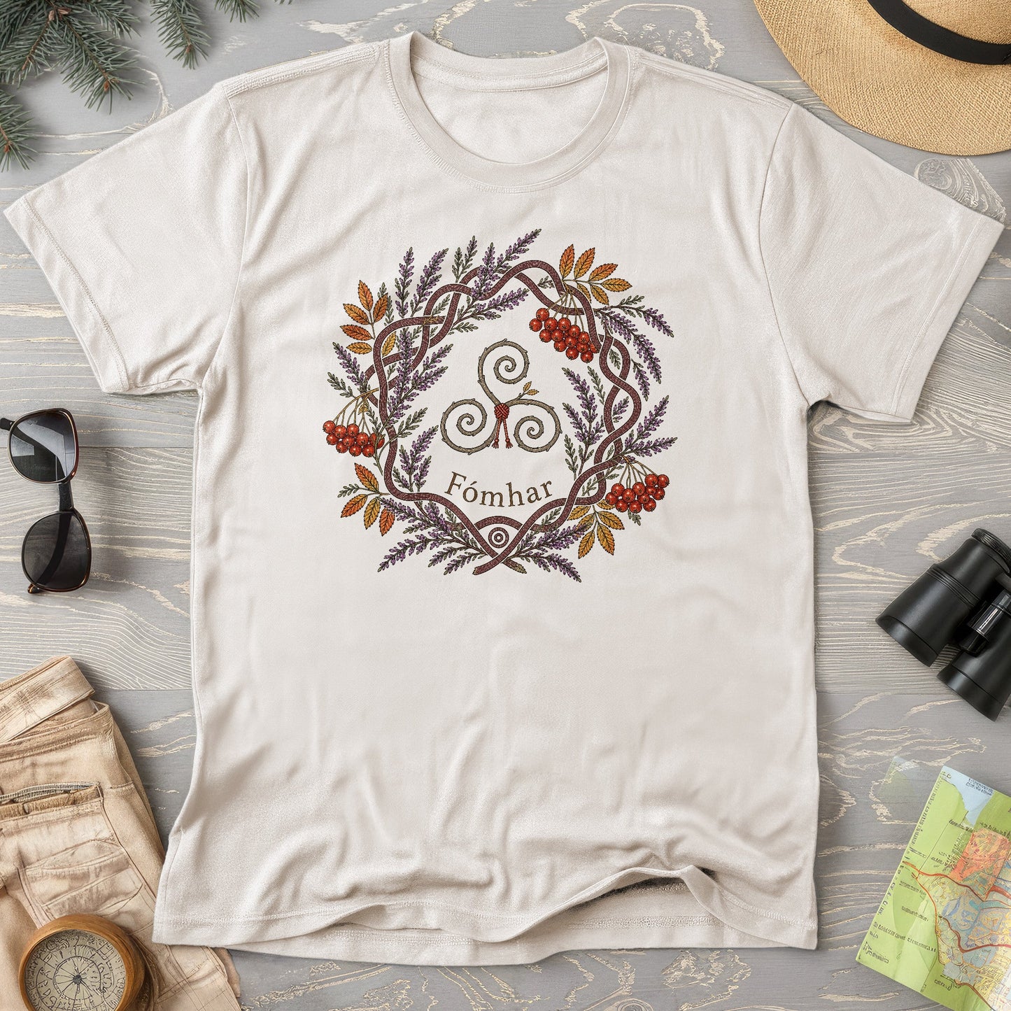 Fómhar Triskele T-Shirt